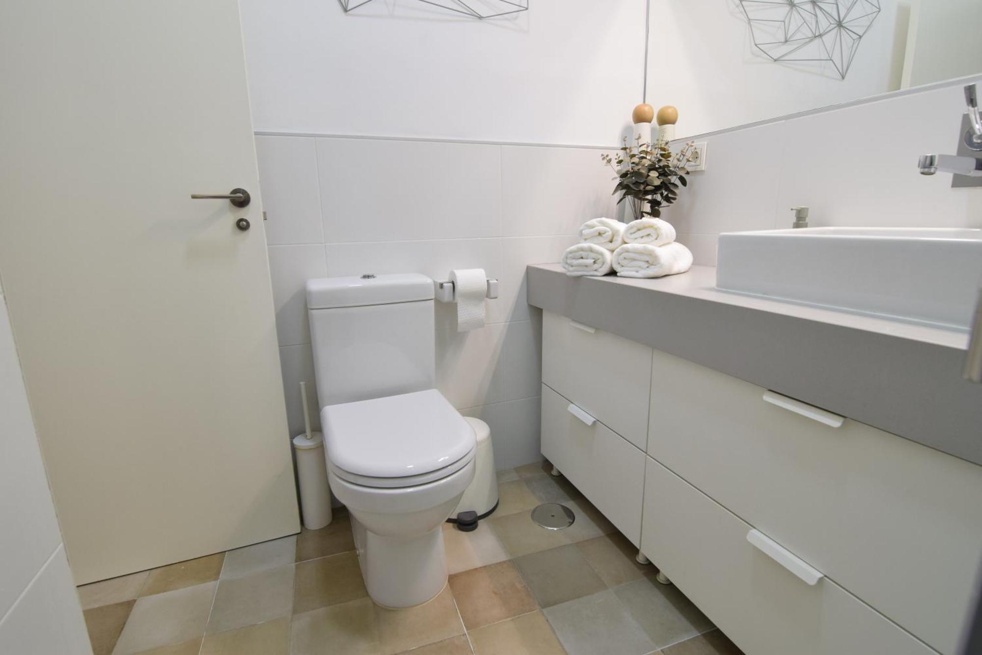 Apartamento Atarazanas Malaga Centro Historico Exteriör bild