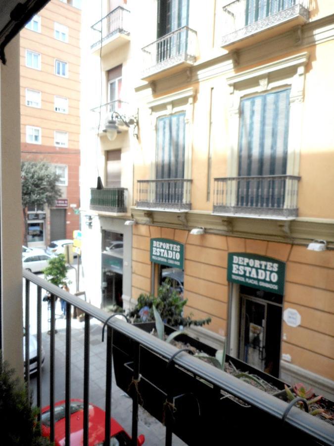 Apartamento Atarazanas Malaga Centro Historico Exteriör bild